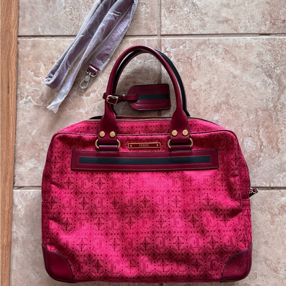 new Gianfranco Ferre bag - Picture 1 of 14